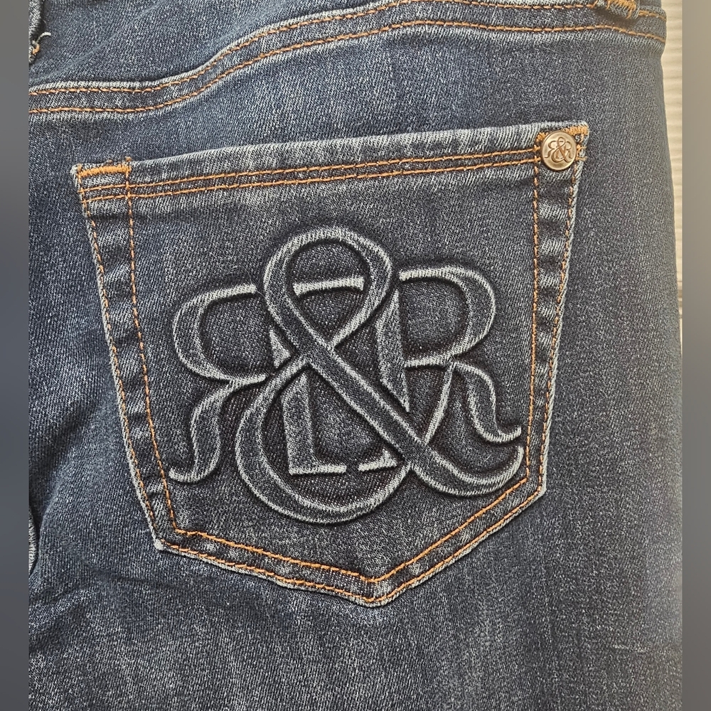 Women's ROCK & REPUBLIC “Cassandra” Bootcut Jeans Size 10 Blue Denim - Picture 6 of 11